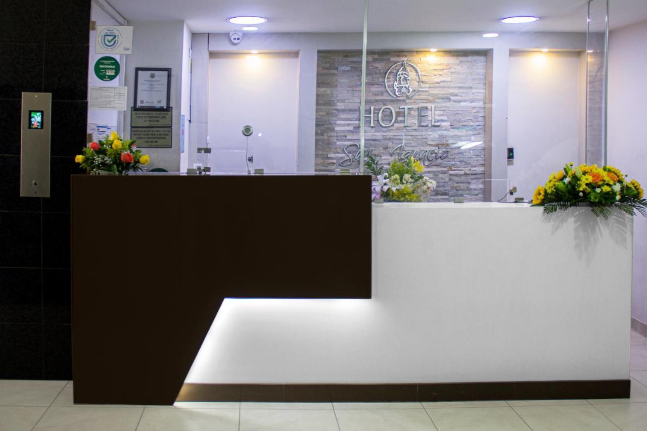 מדיין Hotel Plazuela San Ignacio מראה חיצוני תמונה