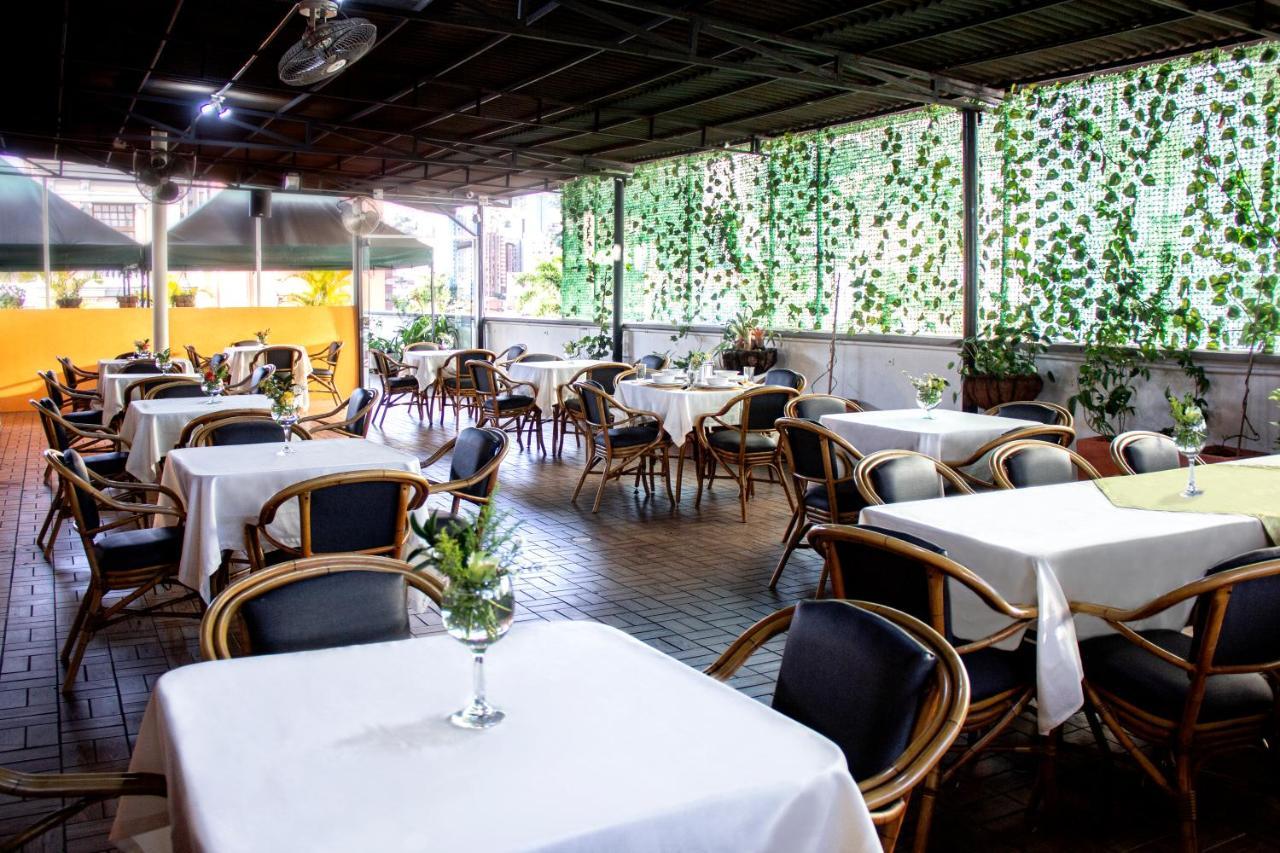 מדיין Hotel Plazuela San Ignacio מראה חיצוני תמונה