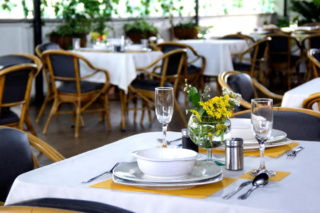 מדיין Hotel Plazuela San Ignacio מראה חיצוני תמונה