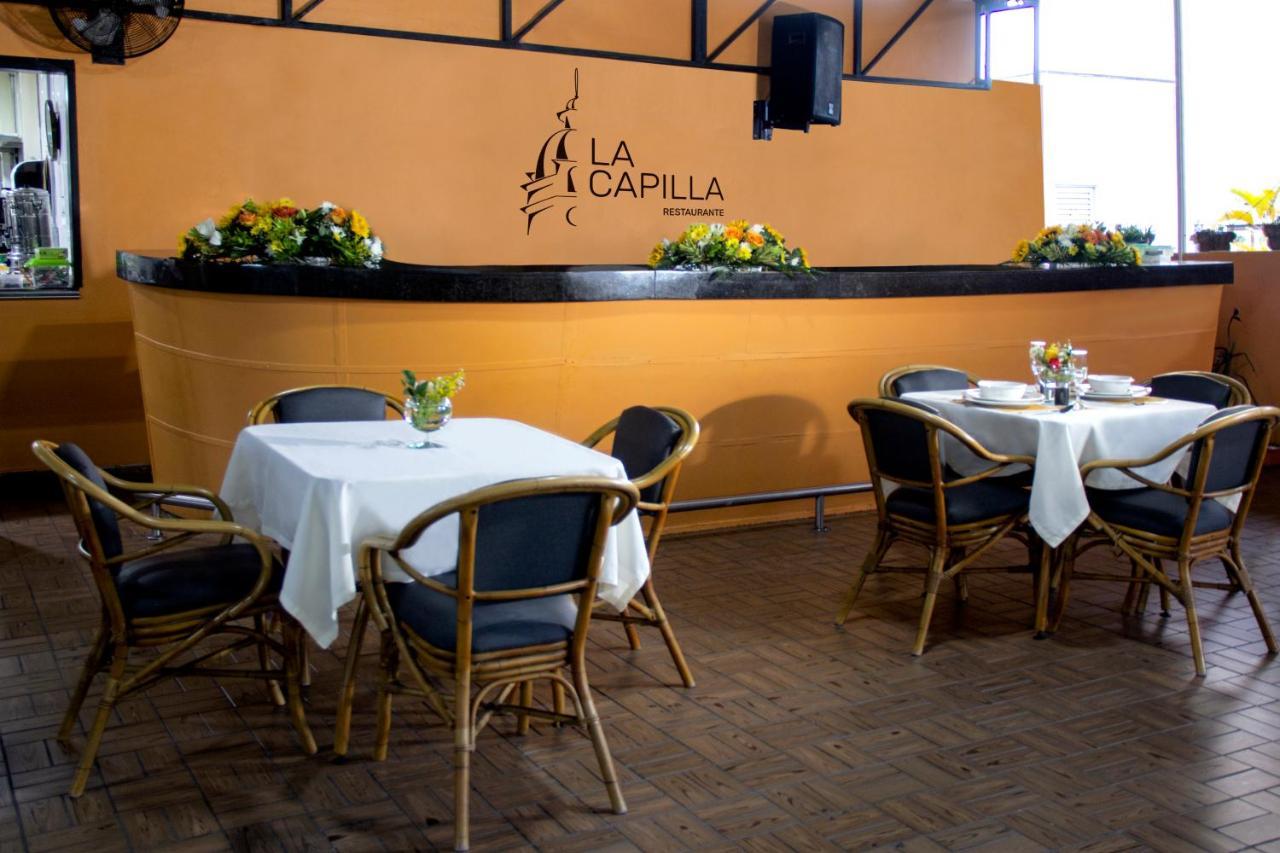 מדיין Hotel Plazuela San Ignacio מראה חיצוני תמונה