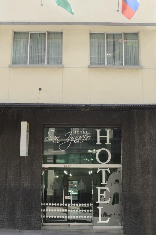 מדיין Hotel Plazuela San Ignacio מראה חיצוני תמונה