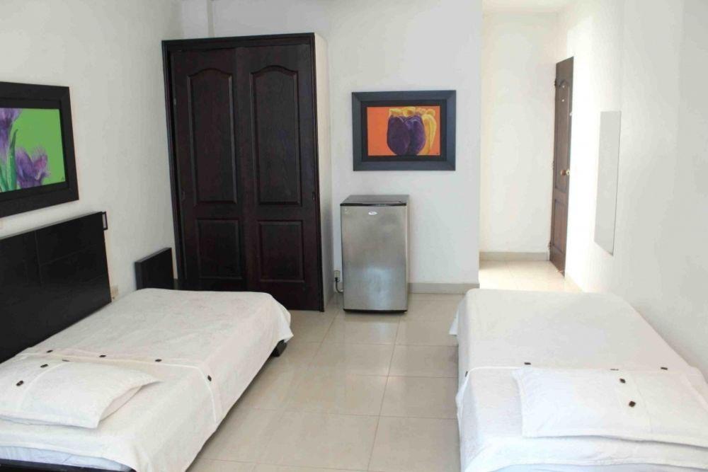 מדיין Hotel Plazuela San Ignacio מראה חיצוני תמונה
